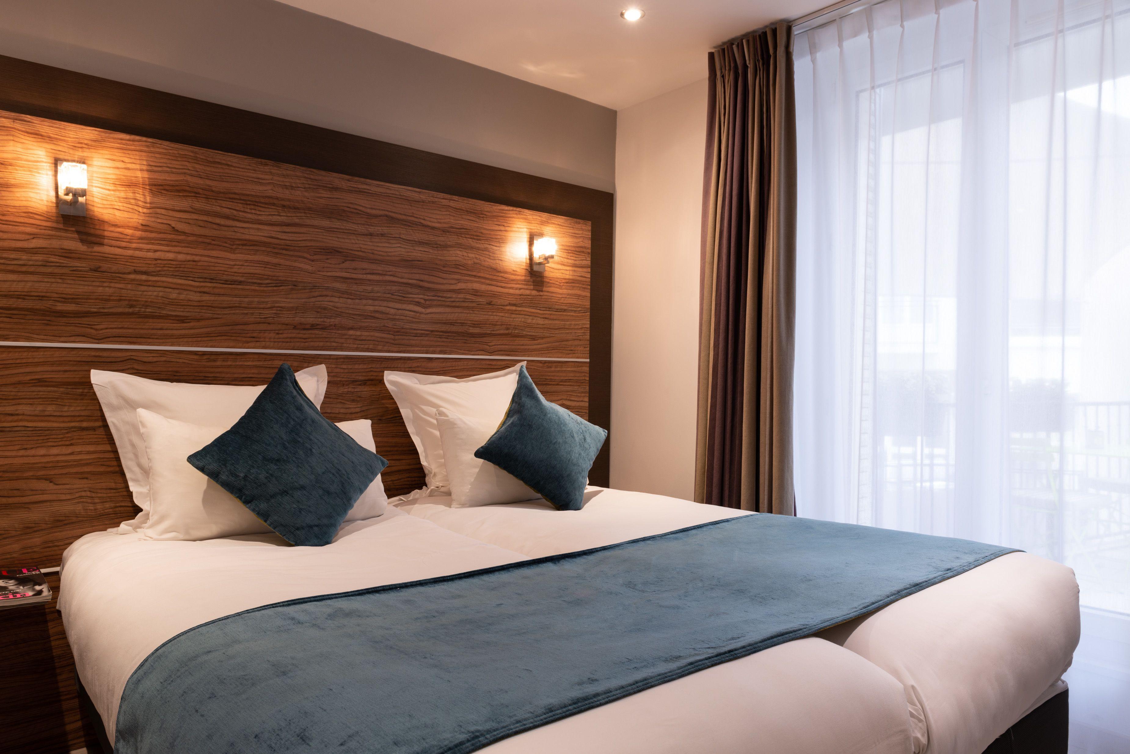 Hotel Apolonia Montmartre; Sure Collection By Western