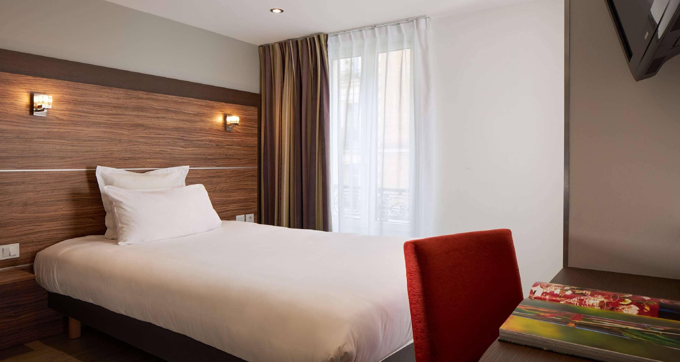 Hotel Apolonia Montmartre; Sure Collection By Western 3*